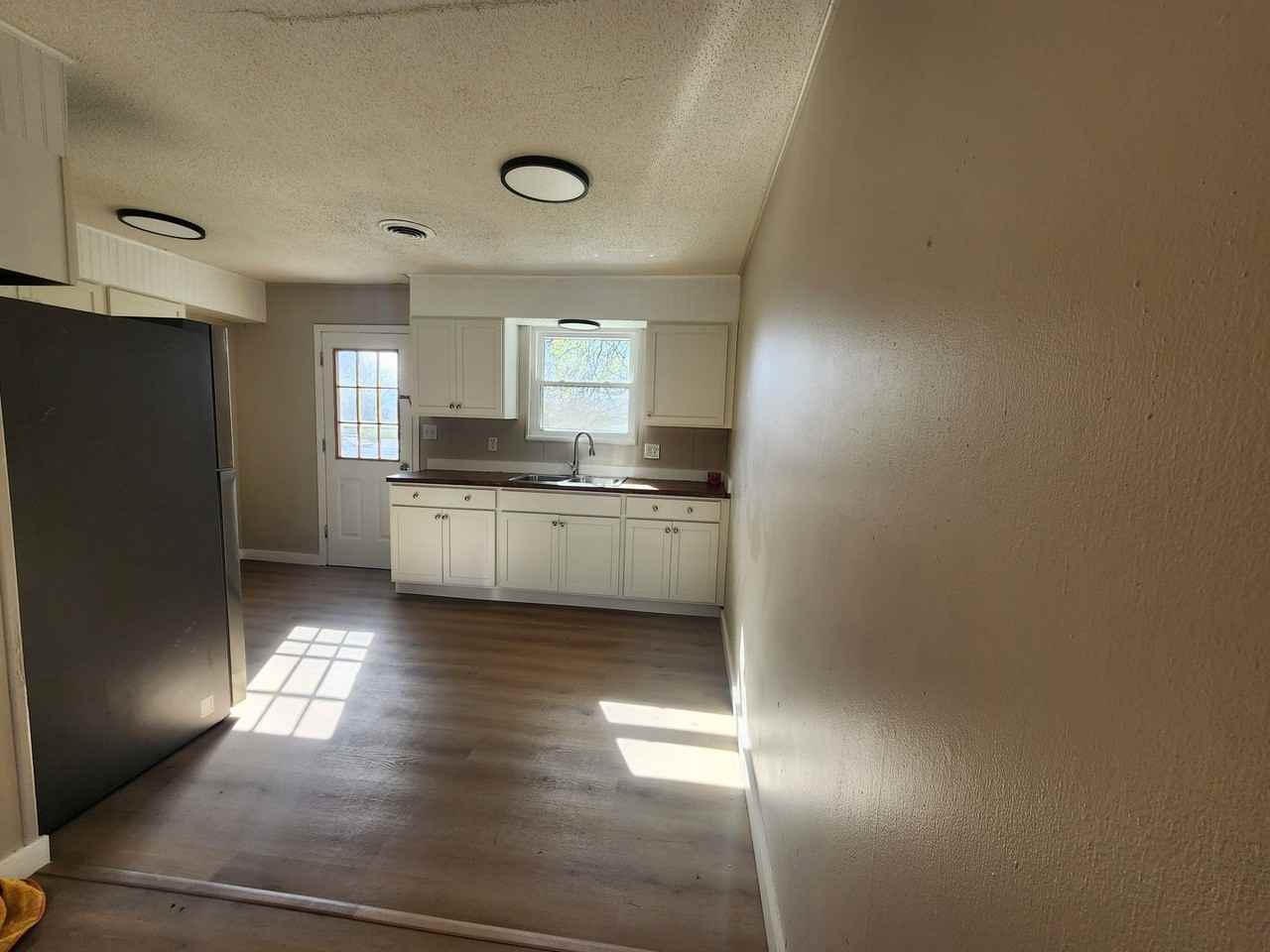 2904 Patrick Ave - Photo 4 of 11