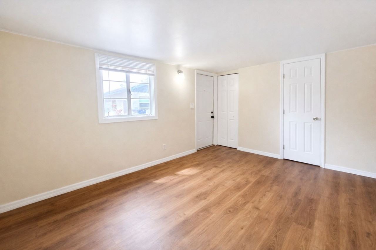 719 Burdick Ave - Photo 3 of 10