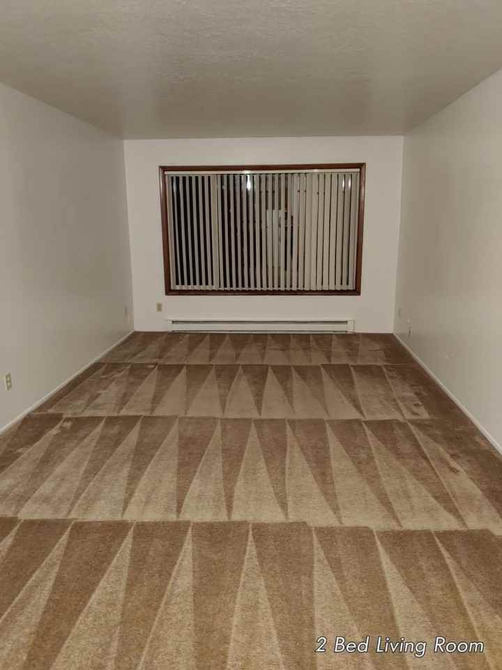 5920 Se Division St - Photo 5 of 23