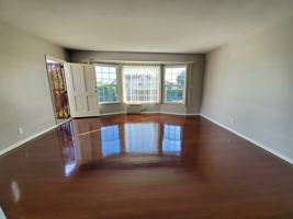 featured image of 962 S Mansfield Ave