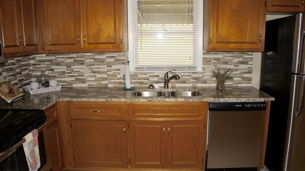 1945 Westpark Dr - Photo 6 of 34