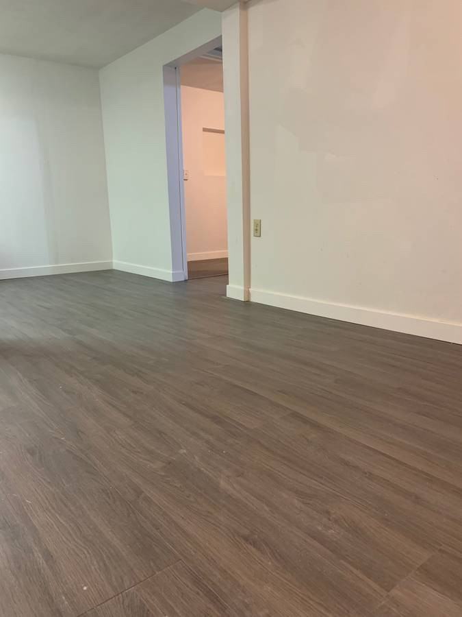 5025 Earles St - Photo 2 of 9