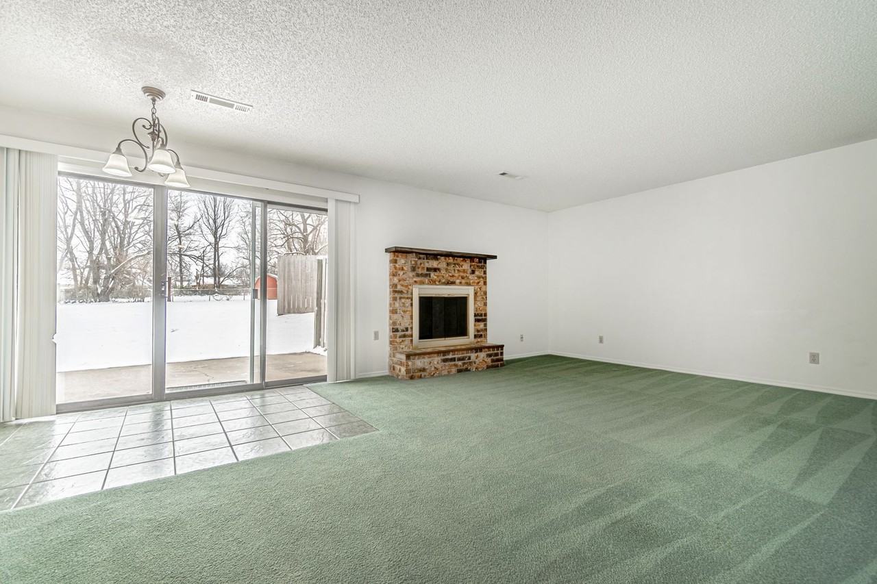 2522 W Dogwood St - Photo 5 of 12