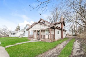 featured image of 2134 Erie Ave