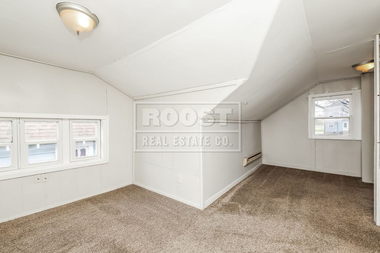 2134 Erie Ave - Photo 6 of 9