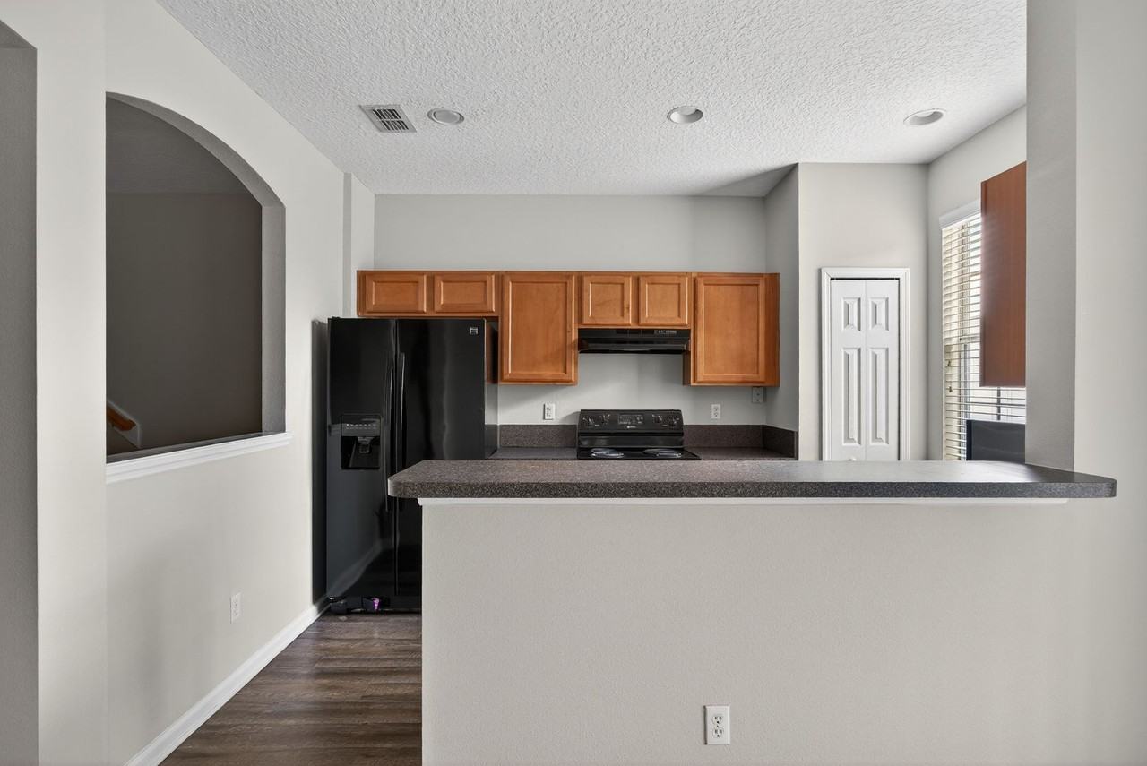 3730 Creswick Cir Unit H - Photo 7 of 23