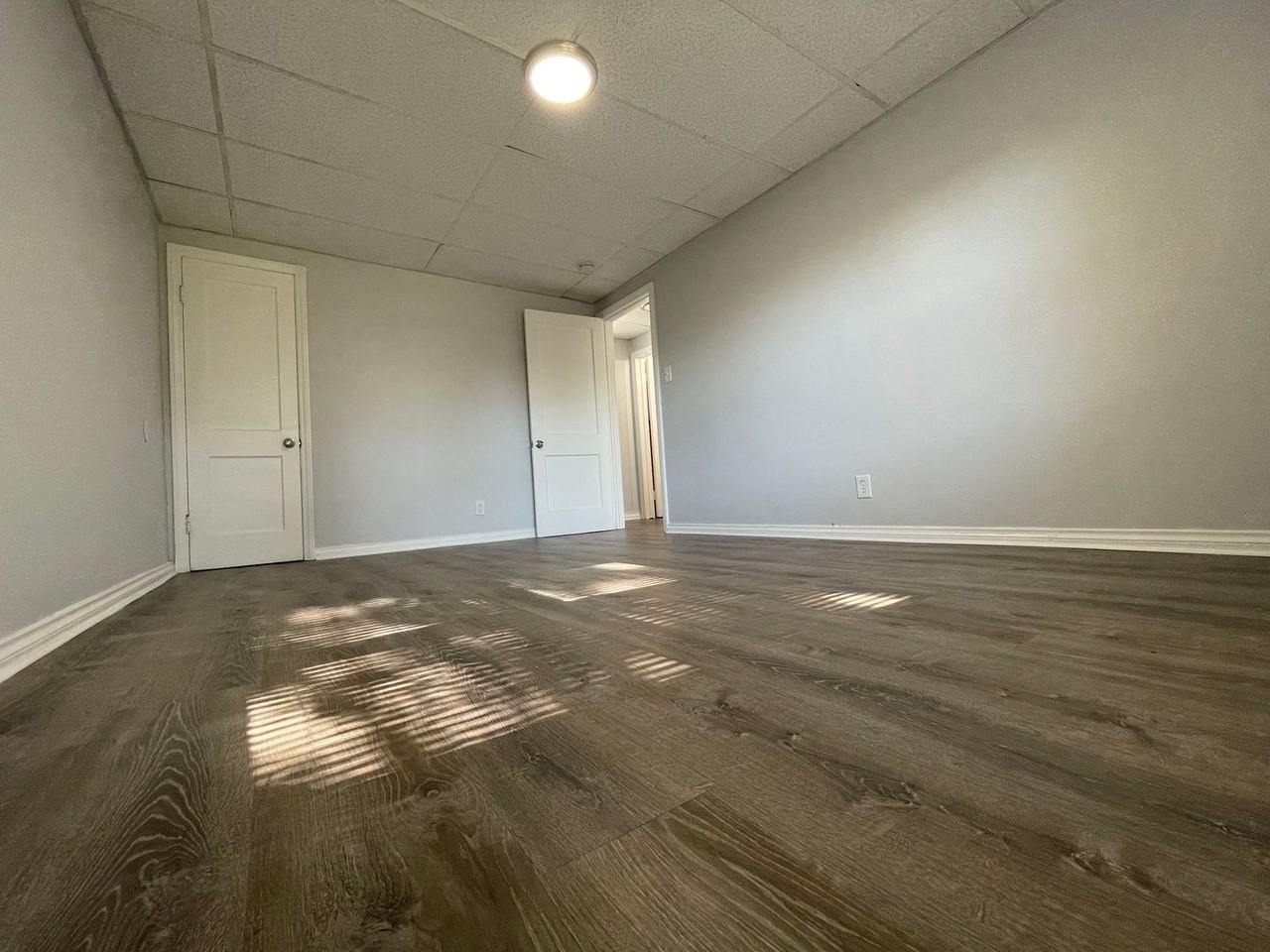 1332 Browning St - Photo 3 of 12