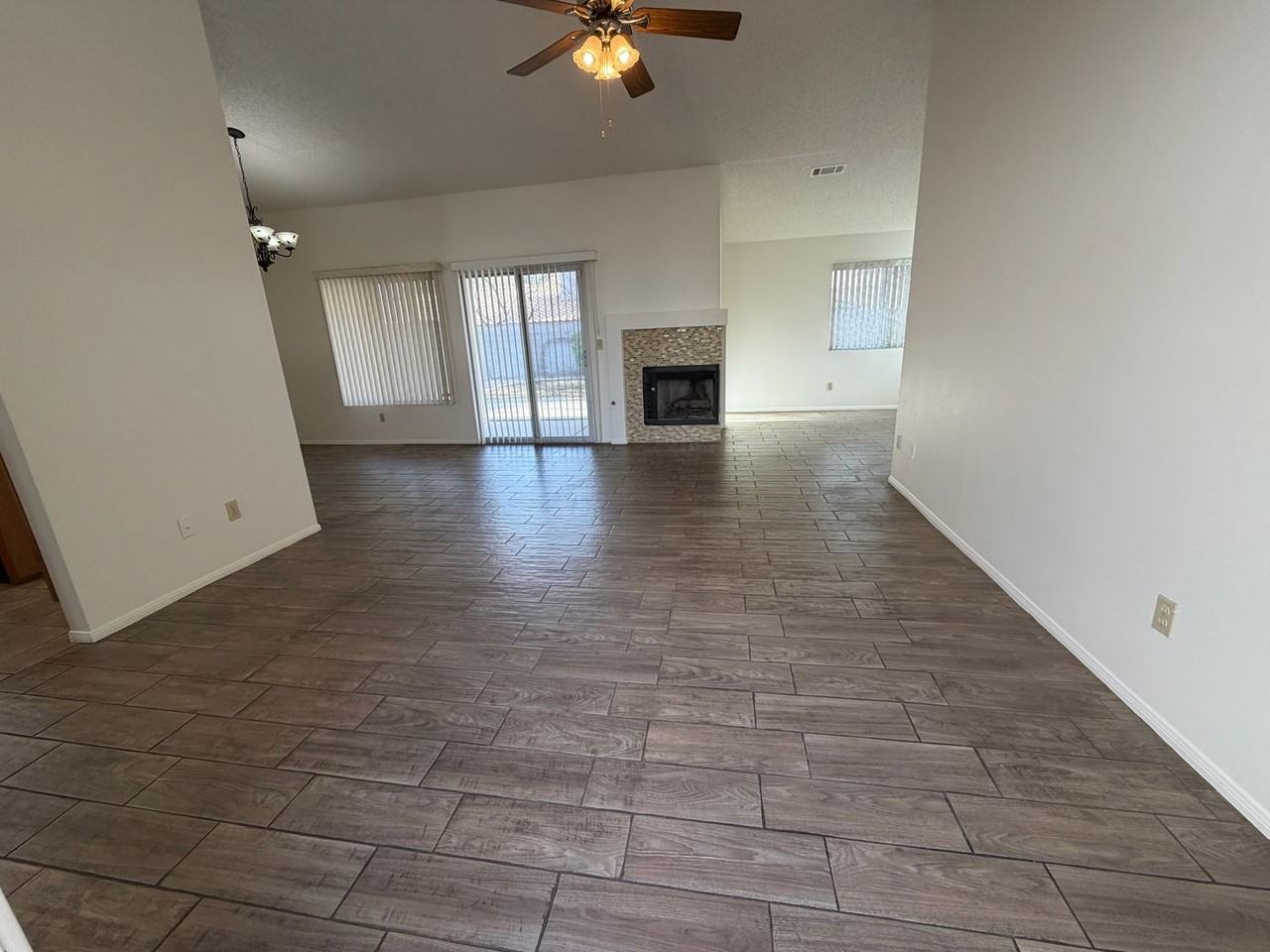 2071 Angel Falls Dr - Photo 3 of 32