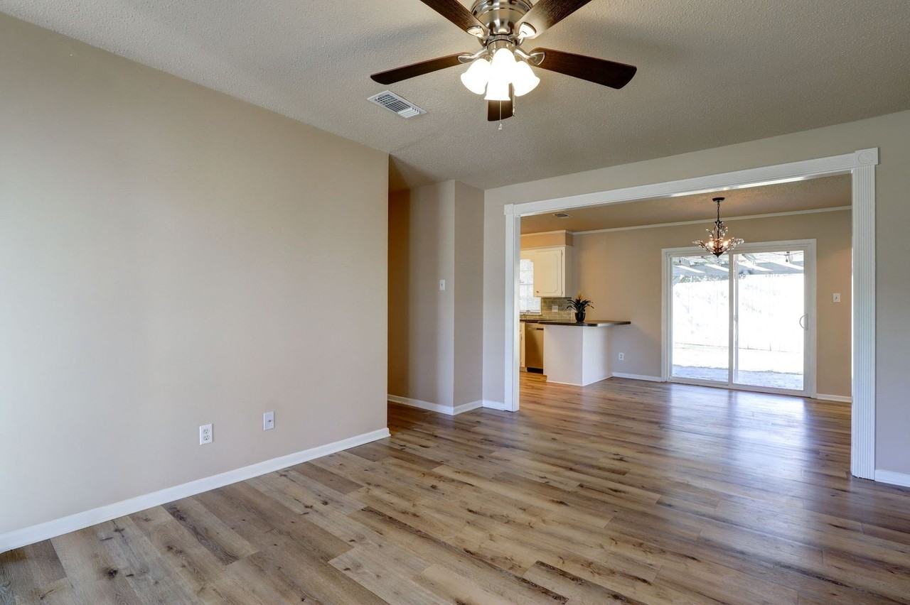 1717 Richmond Rd - Photo 2 of 13