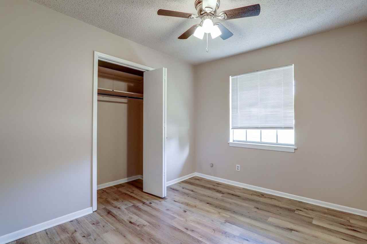 1717 Richmond Rd - Photo 6 of 13