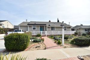 featured image of 822 El Dorado Dr