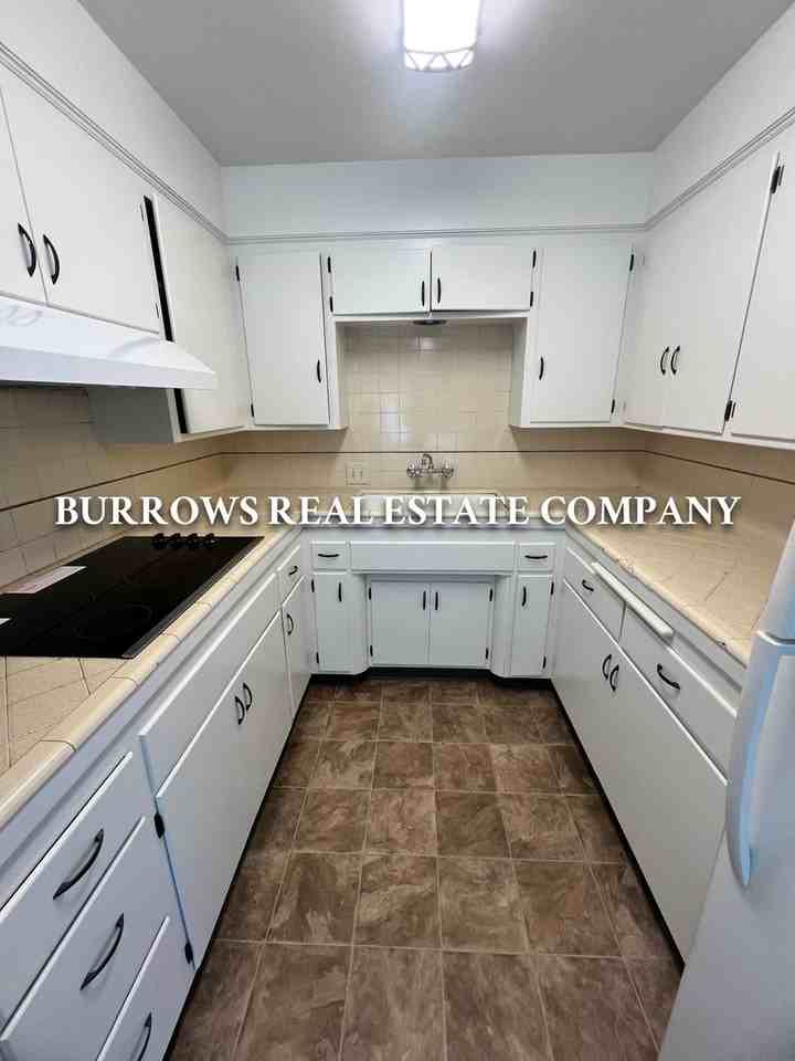 3456 San Luis St - Photo 7 of 22