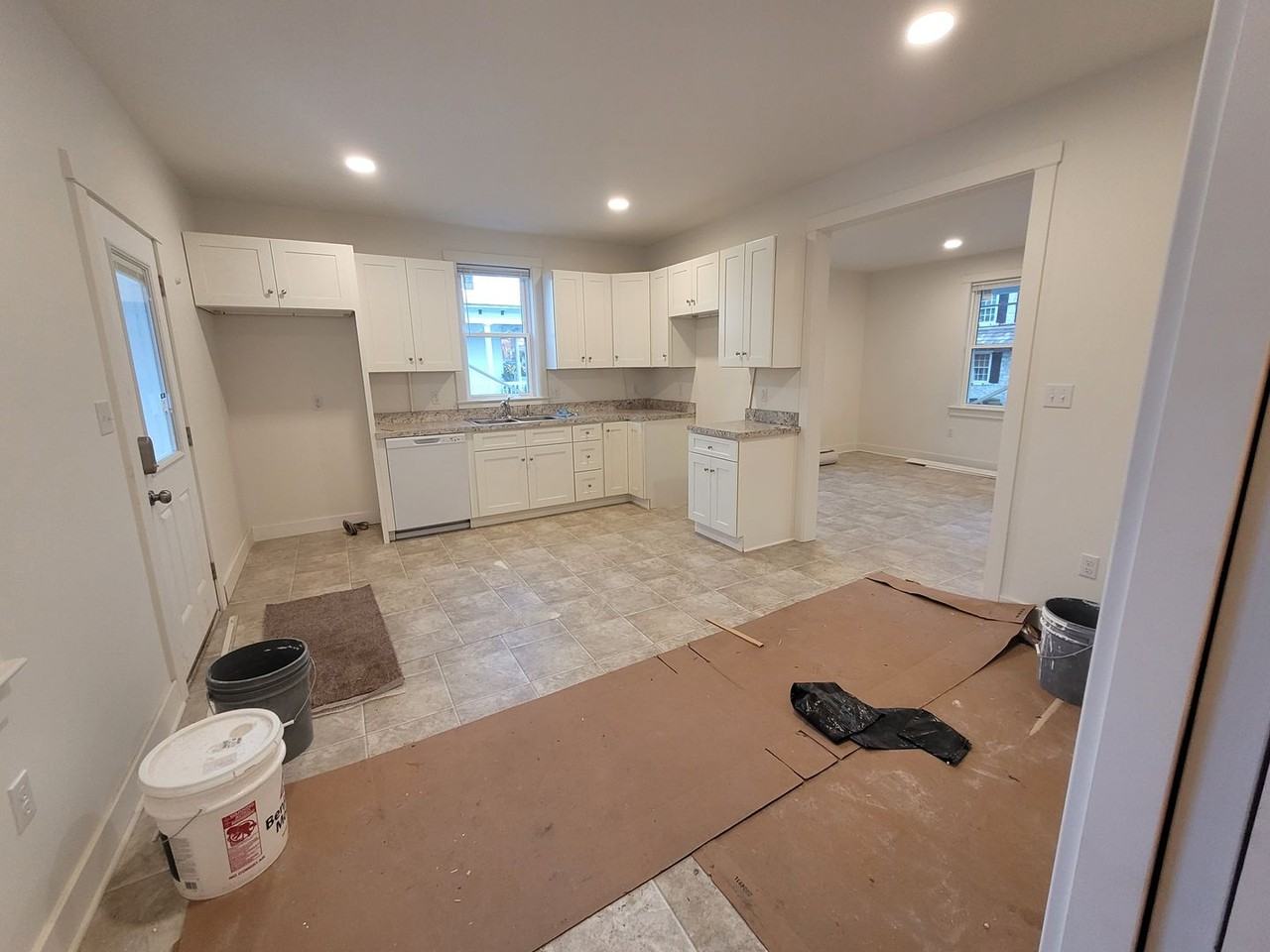 34 E Main St - Photo 2 of 30