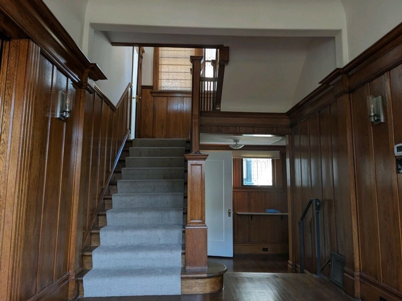 97 Jordan Ave - Photo 3 of 29