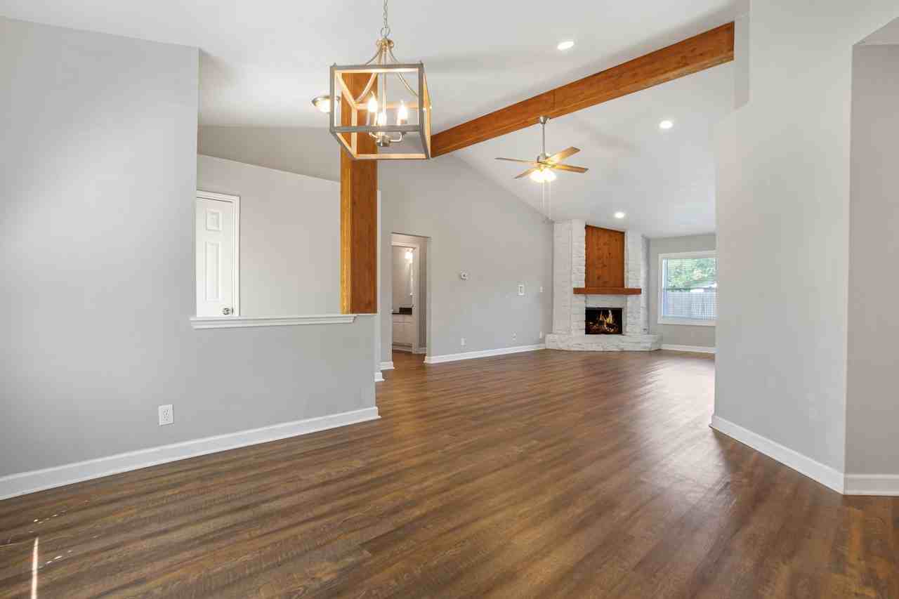 501 Elm Ct - Photo 6 of 22