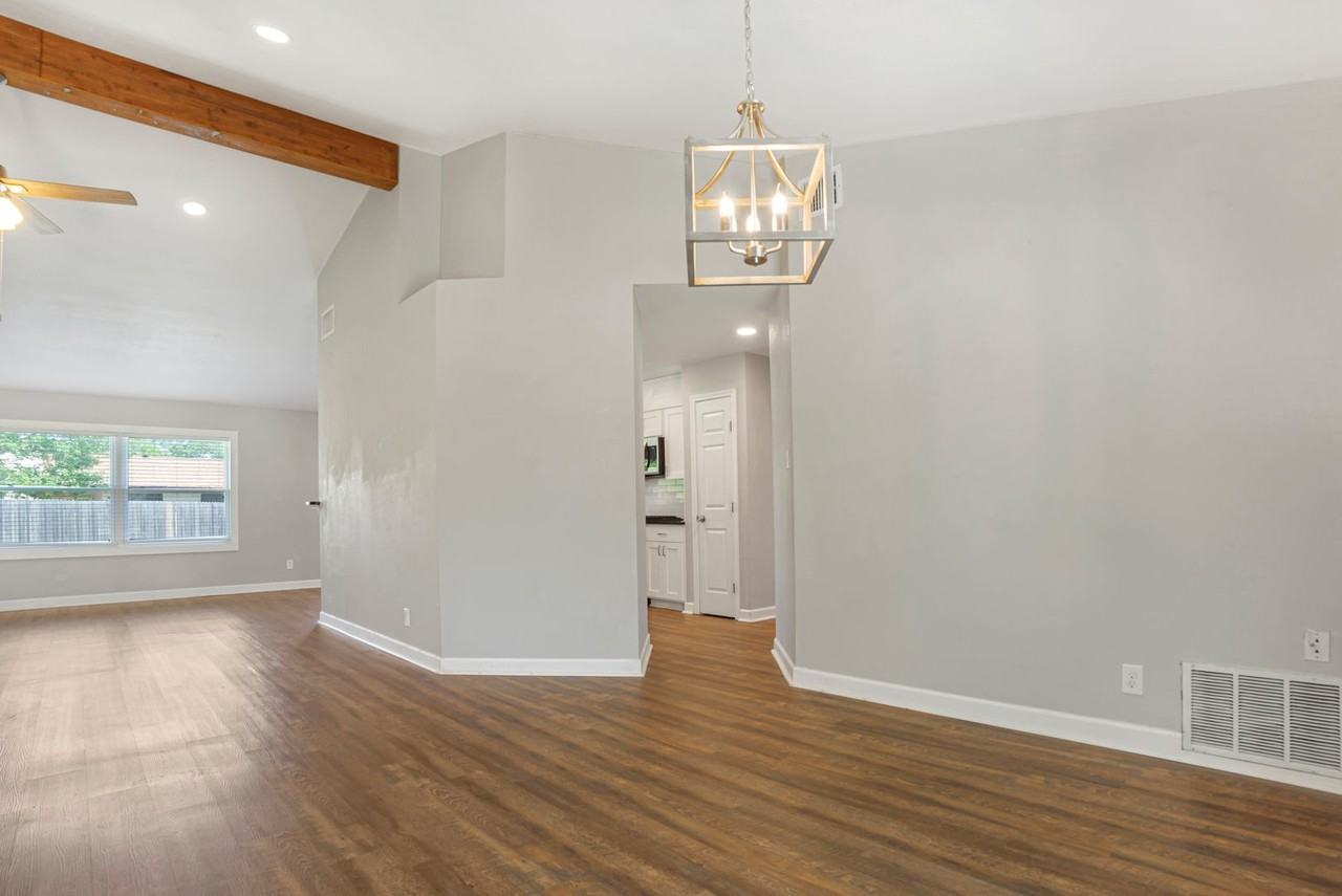 501 Elm Ct - Photo 7 of 22