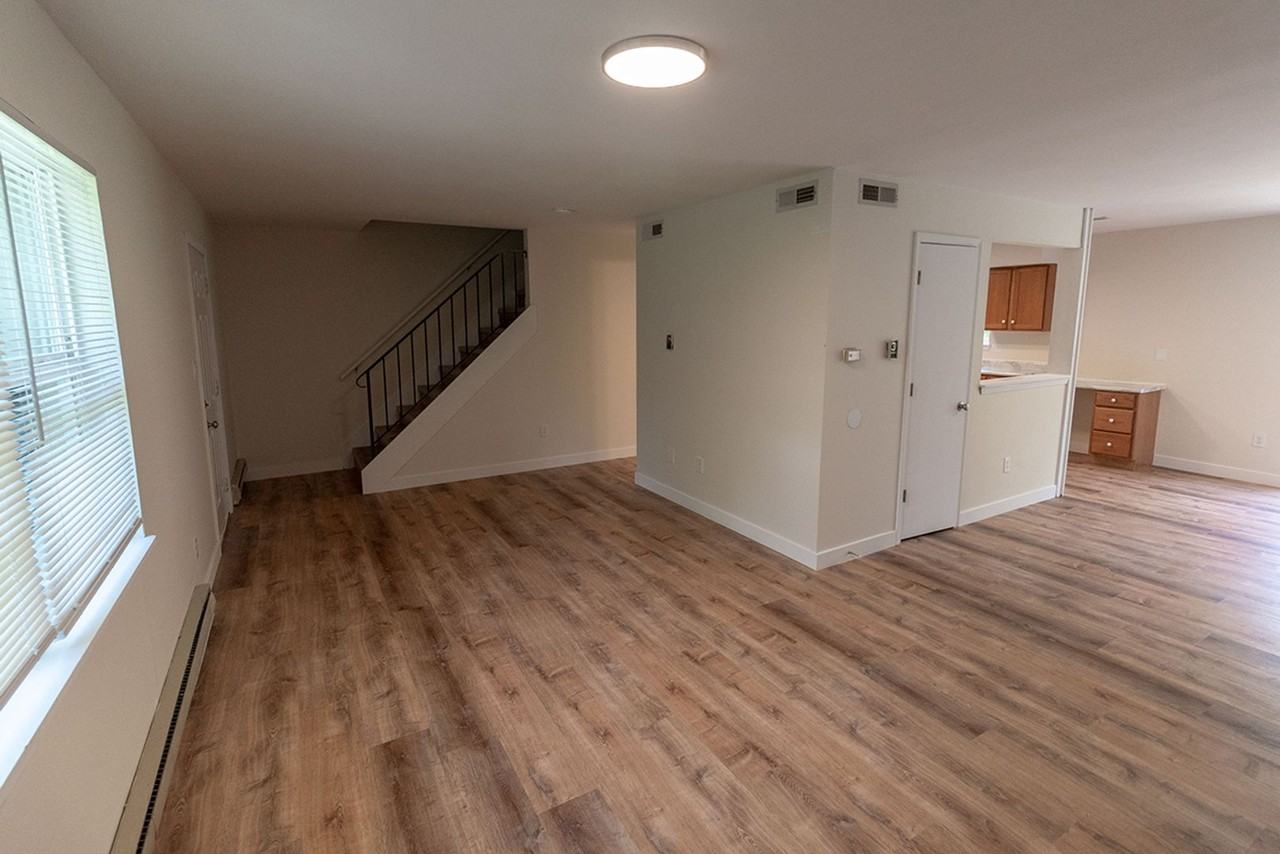 3310 Belle Meade Dr - Photo 5 of 32