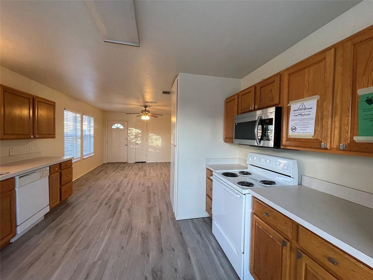 121 Cambridge Dr #3 - Photo 4 of 19