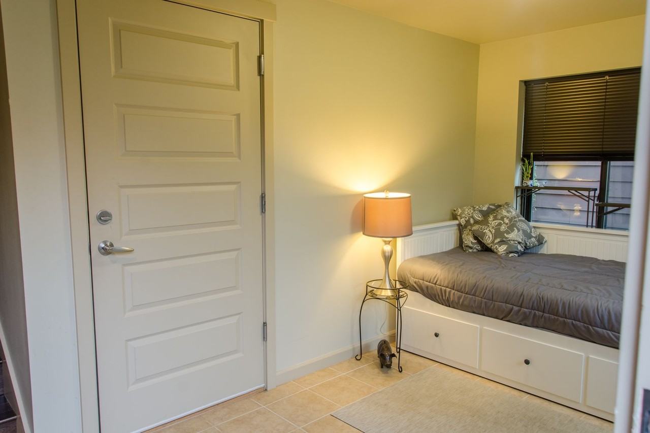 7937 Densmore Ave N - Photo 6 of 26