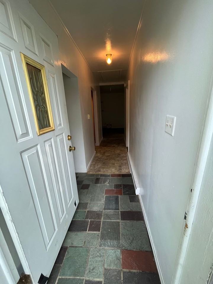 103 N Ridge St - Photo 3 of 12