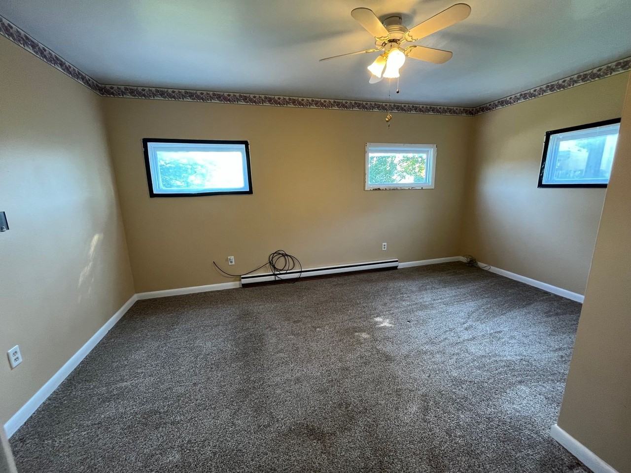 103 N Ridge St - Photo 6 of 12