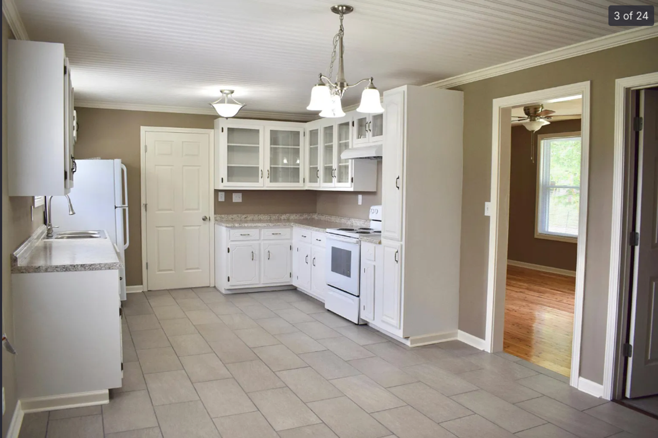 442 Appleton Dr - Photo 5 of 20