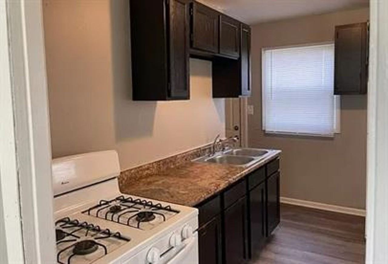 15 Sherwood Ct - Photo 3 of 5