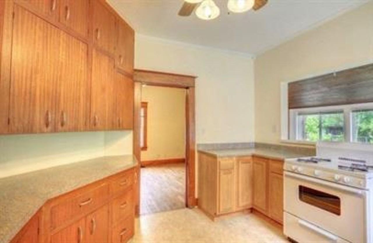 1011 W Tremont St - Photo 4 of 20