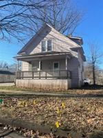 featured image of 605 N Prairie St