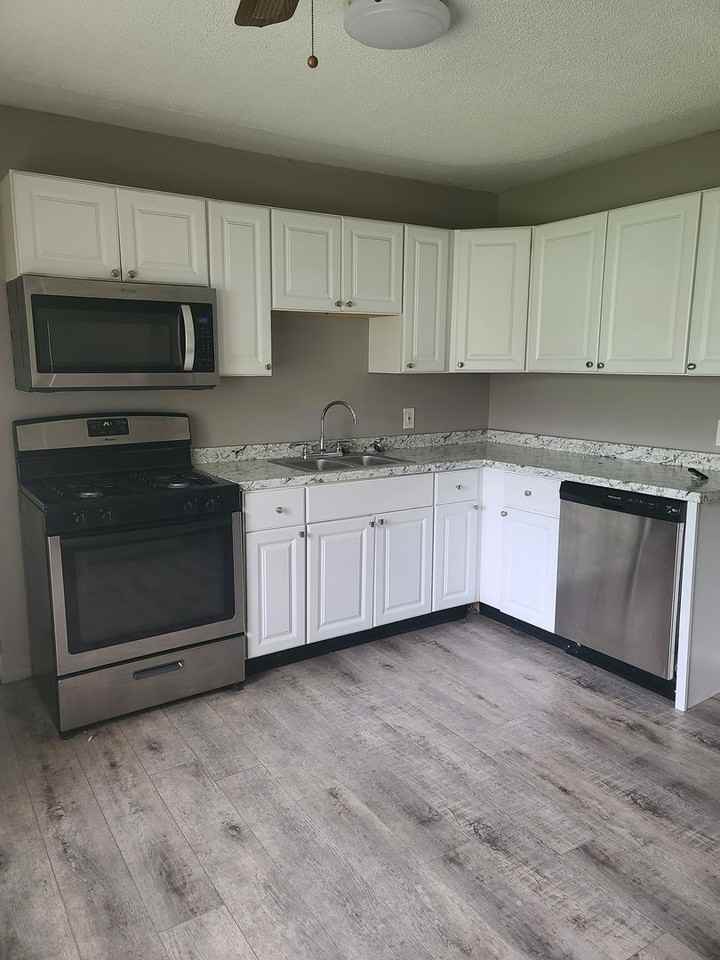 606 Dogwood Dr - Photo 3 of 10