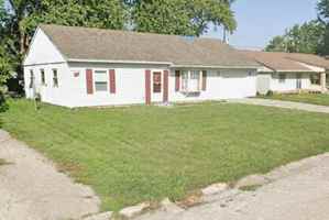 featured image of 1207 Maplepark Dr