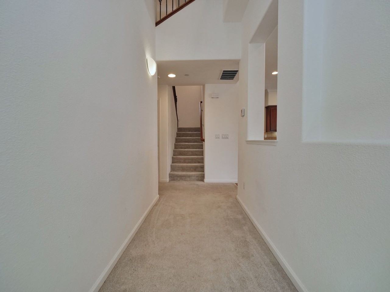 2135 Prato St - Photo 6 of 49