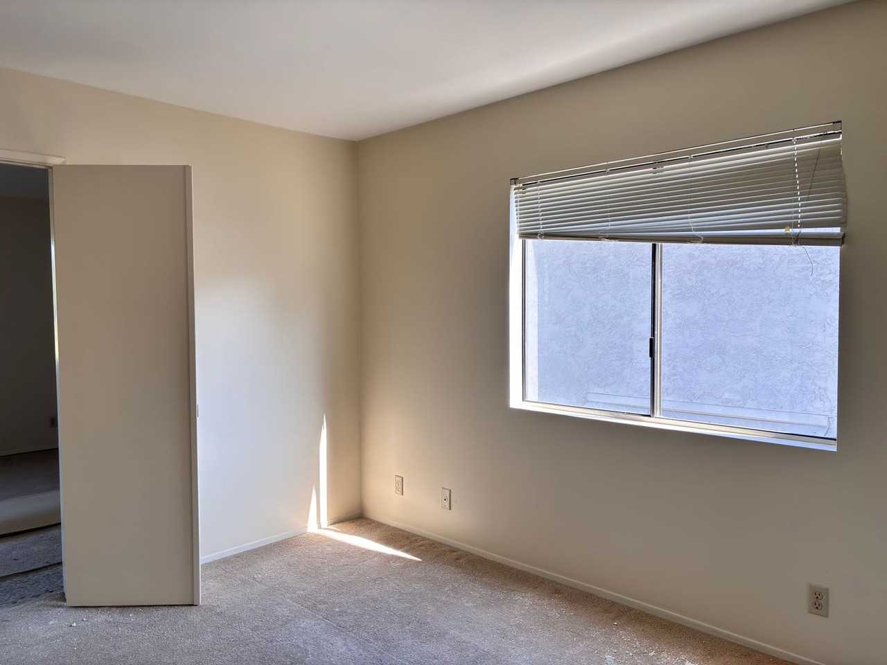 310 Windjammer Cir - Photo 7 of 14