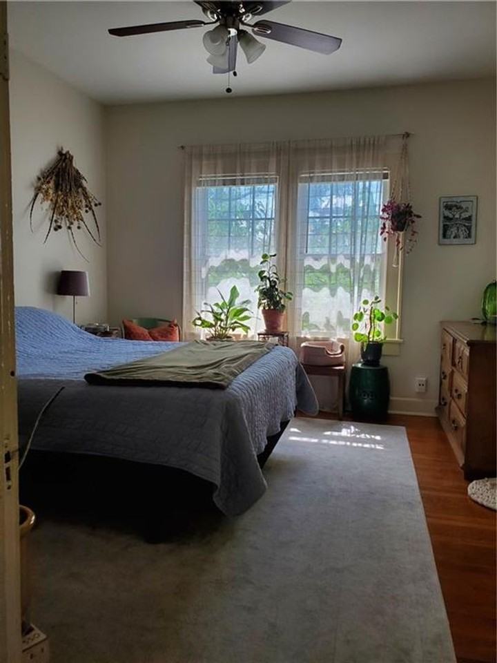 705 Graham Pl - Photo 5 of 16