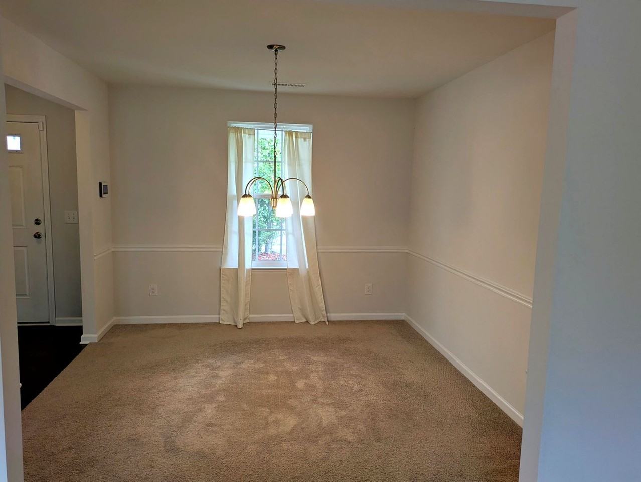 2040 Perrin Ct - Photo 3 of 23