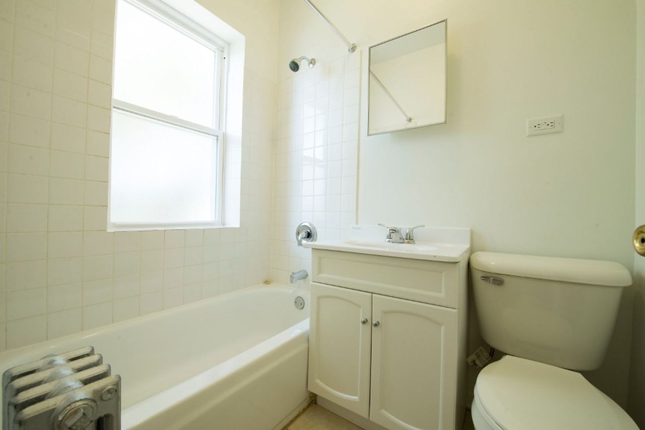 5024 W Quincy St Chicago, IL 60644 - Photo 2 of 21