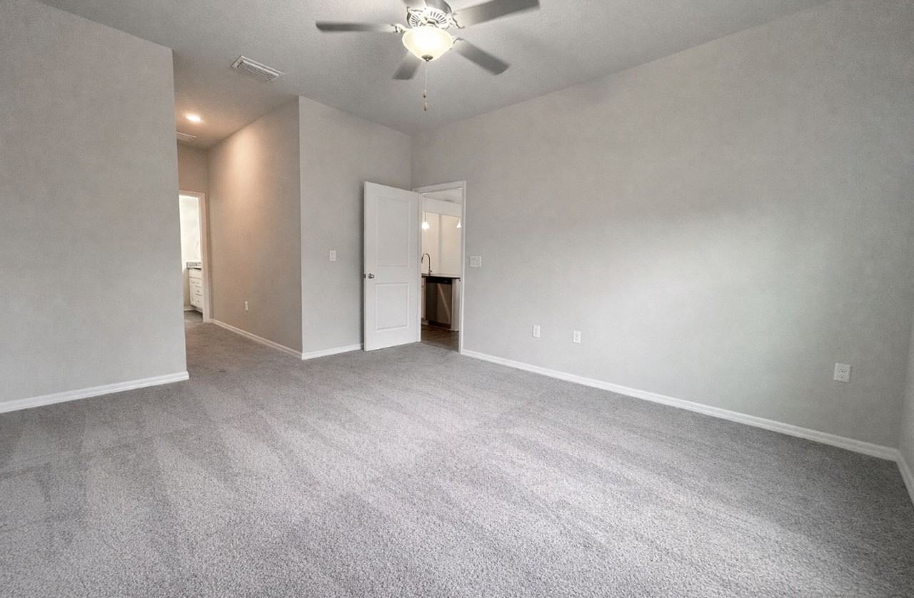 1843 Nw 20th Pl - Photo 7 of 16