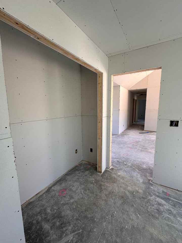 1909 Aimwell Rd - Photo 7 of 21