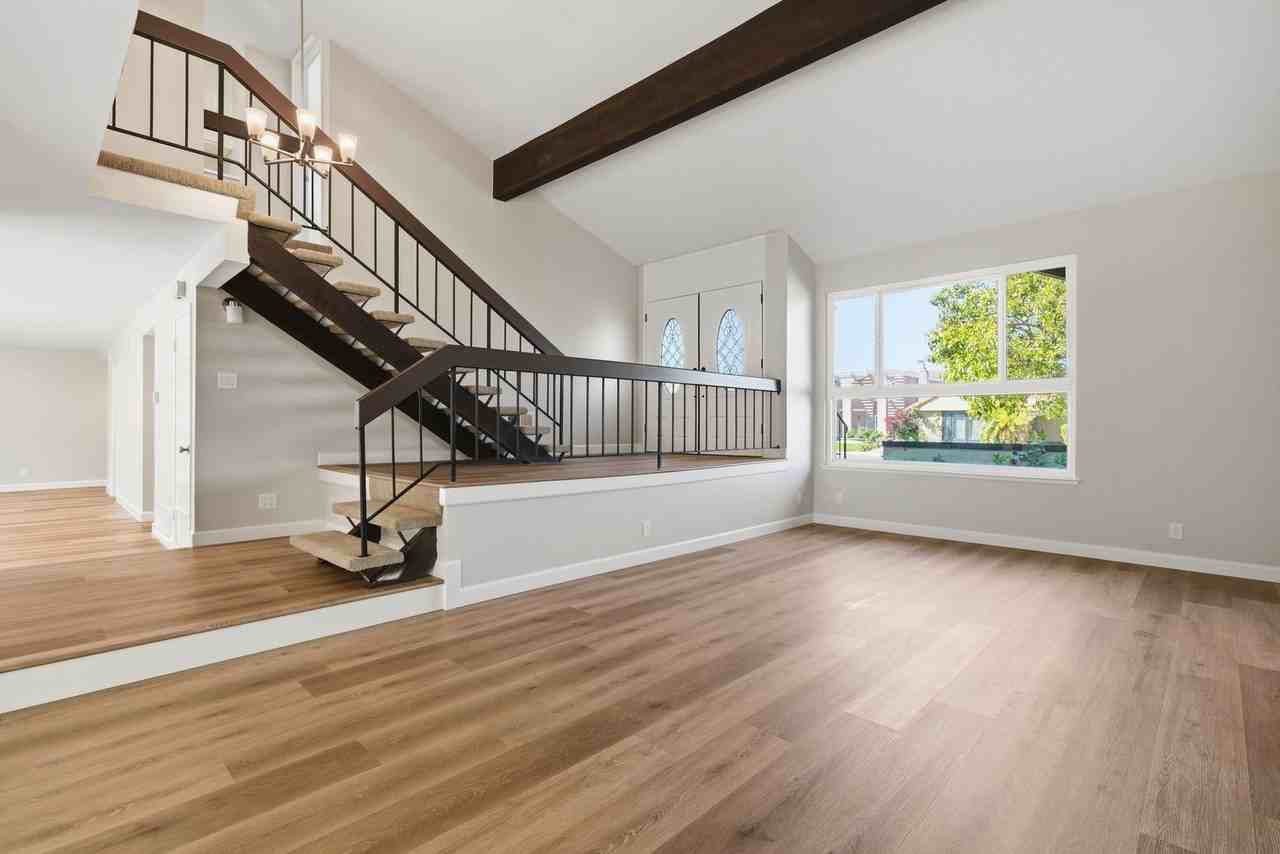 18388 Santa Veronica Cir - Photo 2 of 24