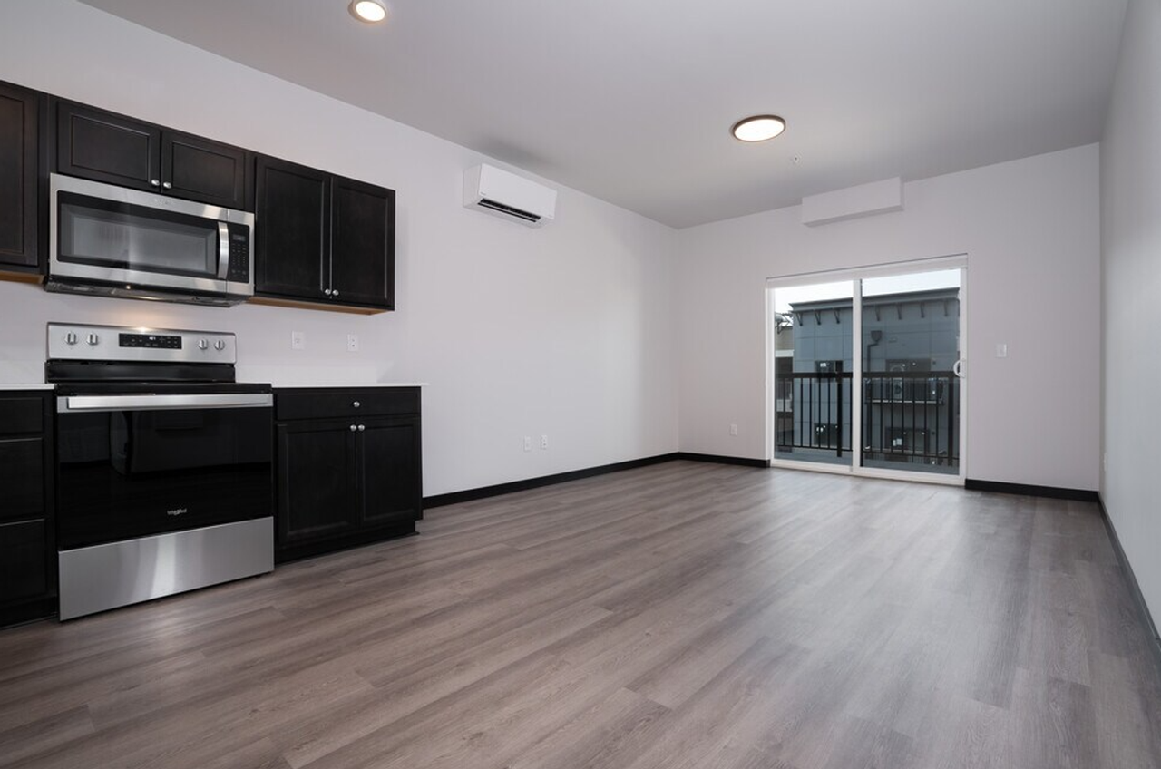 4820 Longhouse Trail Lane NE - Photo 2 of 19