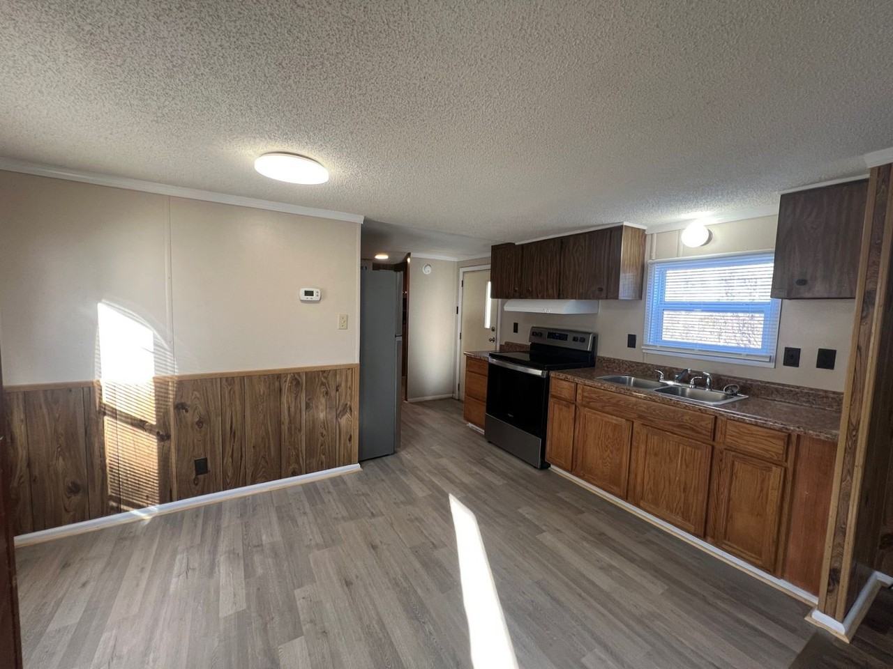 108 Ricks Ln - Photo 3 of 12