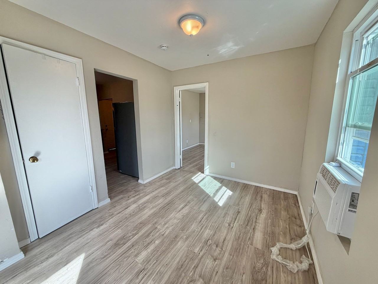 2409 W Main St - Photo 6 of 19