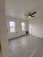 featured image of 215 Woodkirk St