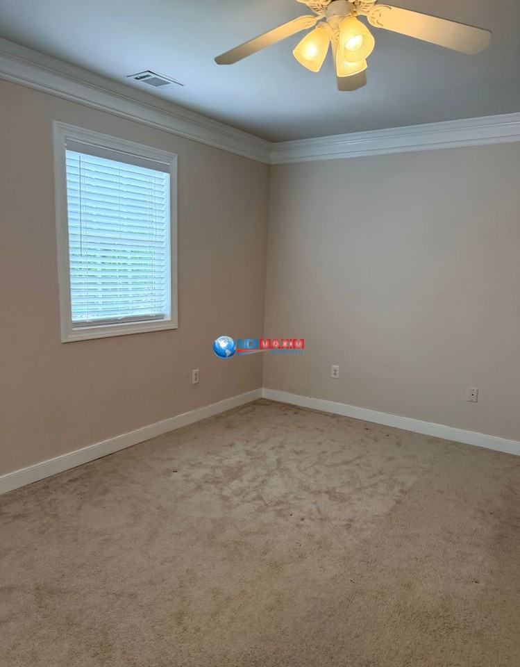 4529 Thompson Mill Rd - Photo 3 of 10