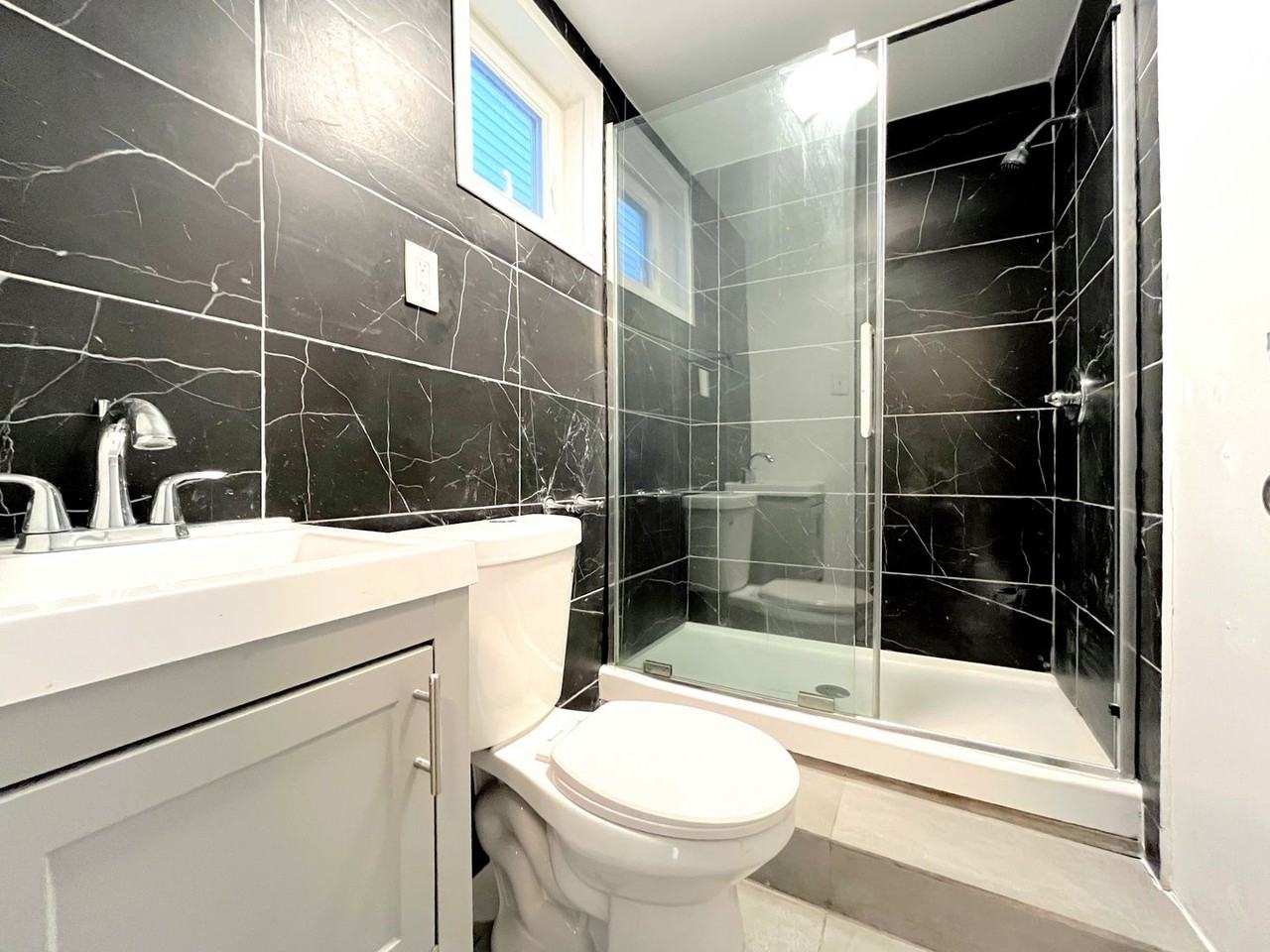 159 Dearborn St - Photo 6 of 12