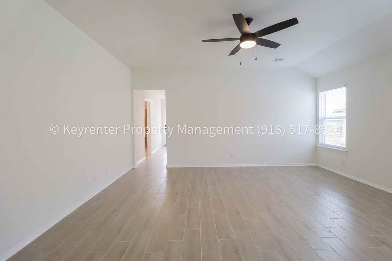 11506 E 94th Pl N - Photo 6 of 37