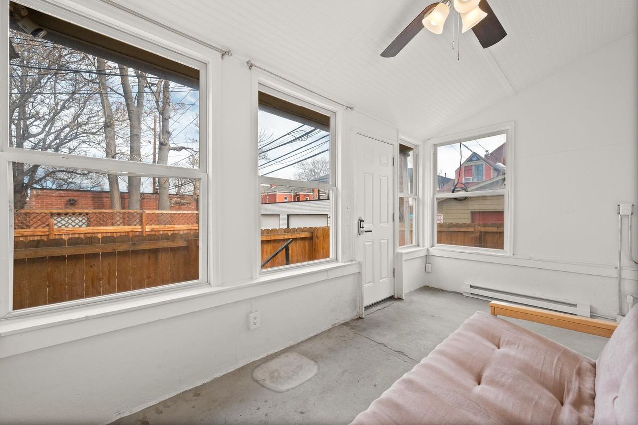 2113 E 16th Ave - Photo 3 of 17