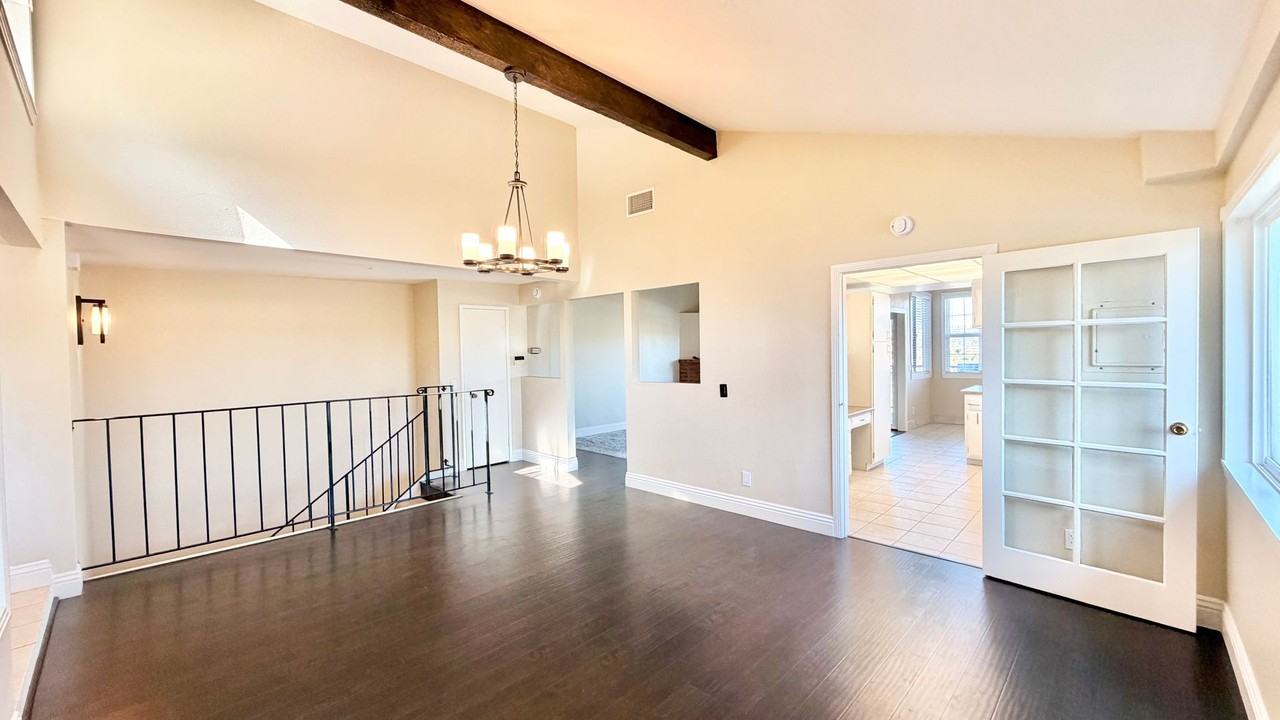 31428 Club Vista Ln - Photo 7 of 43