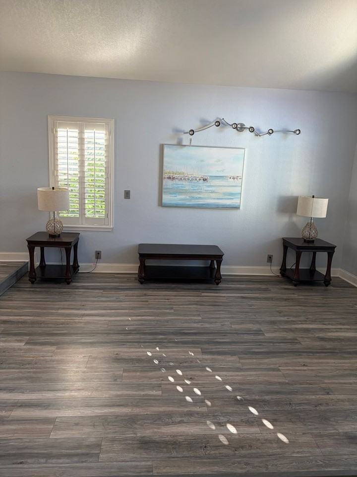 1940 Kensington Ln - Photo 5 of 28