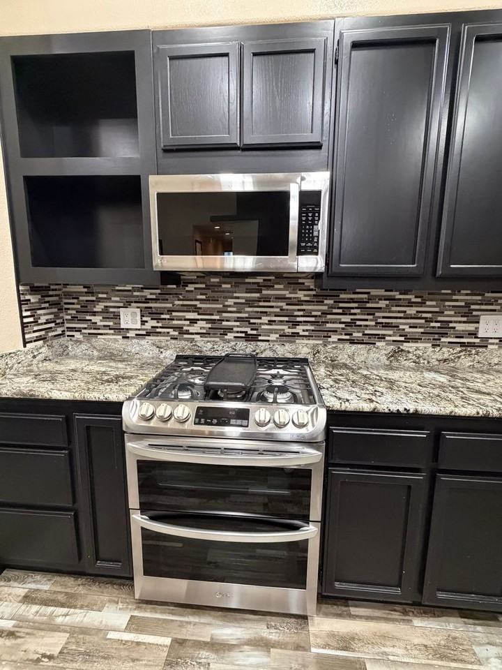 1925 Charade Way - Photo 6 of 26